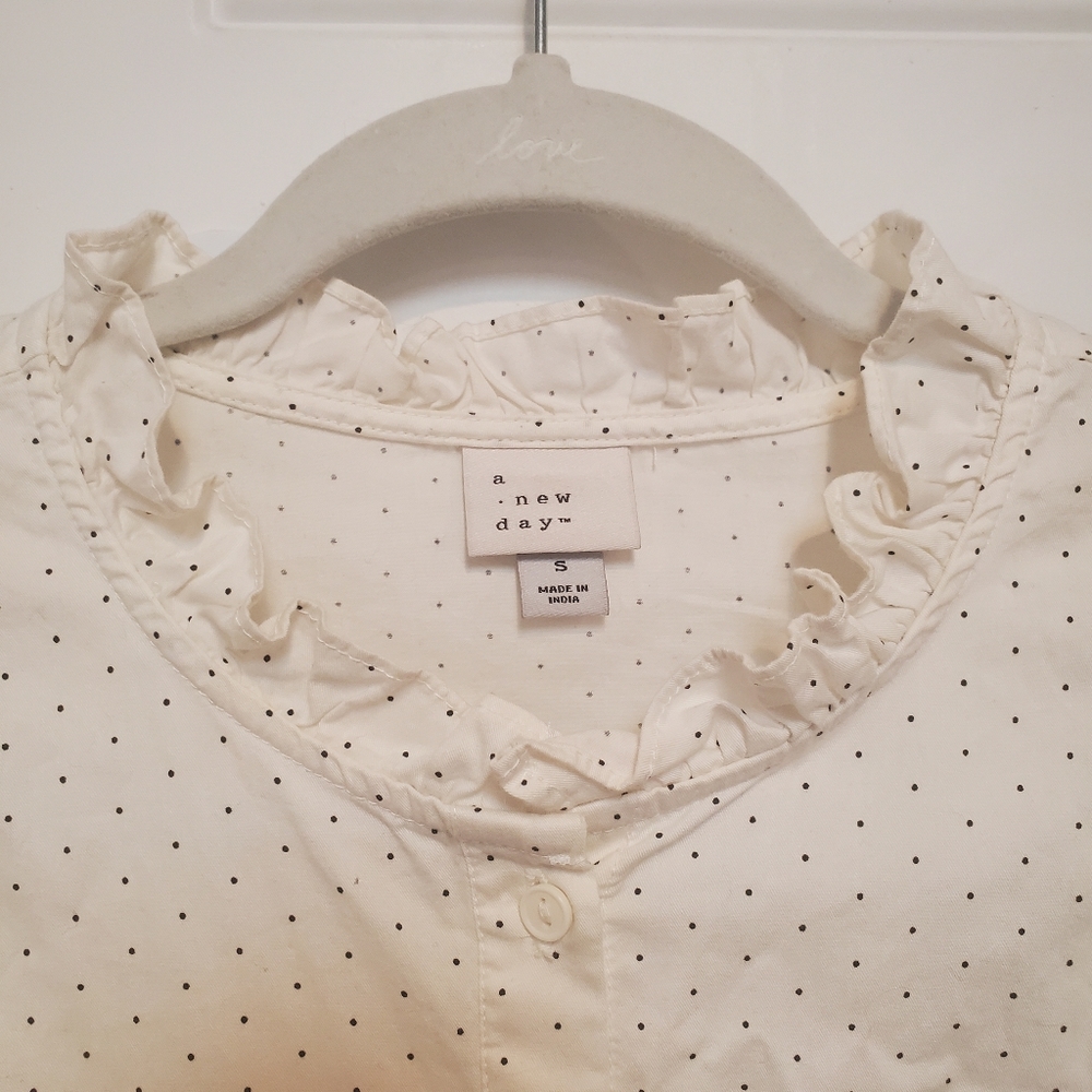 Polka Dot Ruffle Button Down Top - Picture 4 of 9